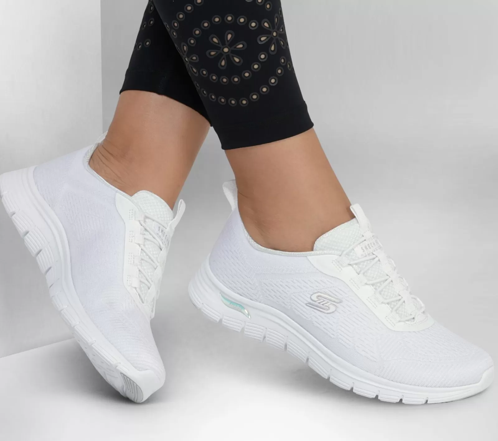 Arch Fit Vista - Gleaming | SKECHERS Store