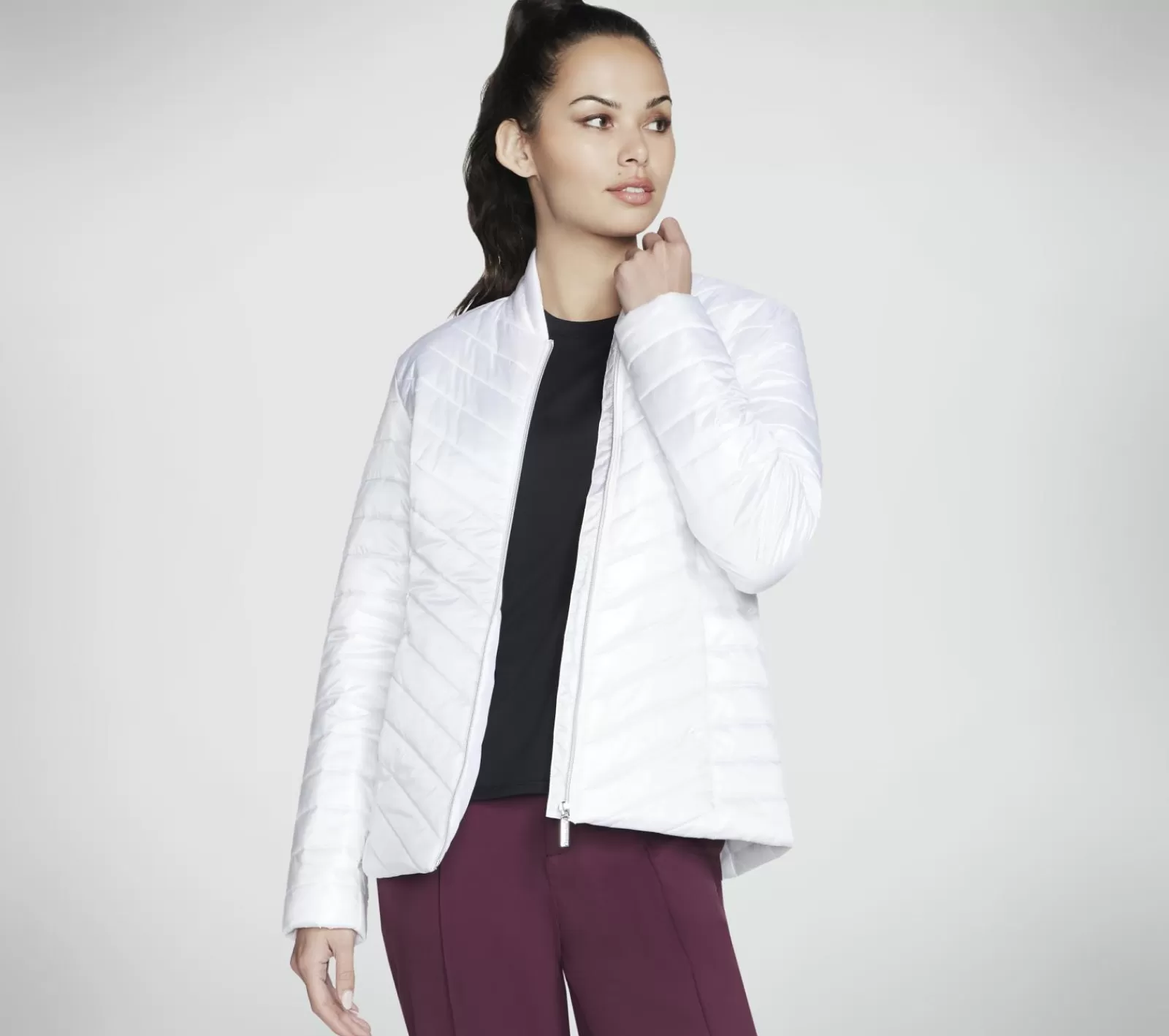 GO SHIELD Shine Jacket | SKECHERS Fashion