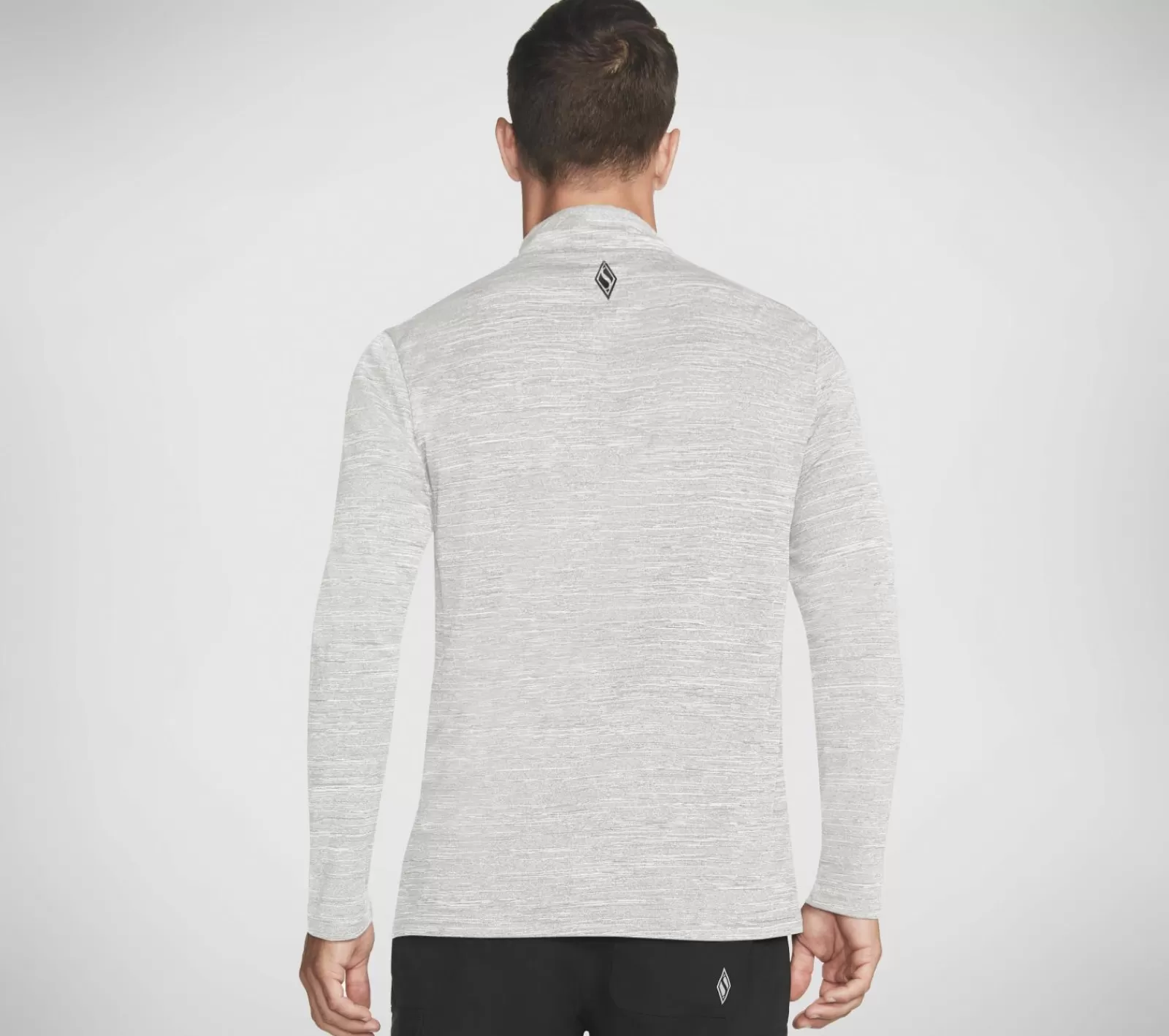 On The Road 1/4 Zip | SKECHERS Shop