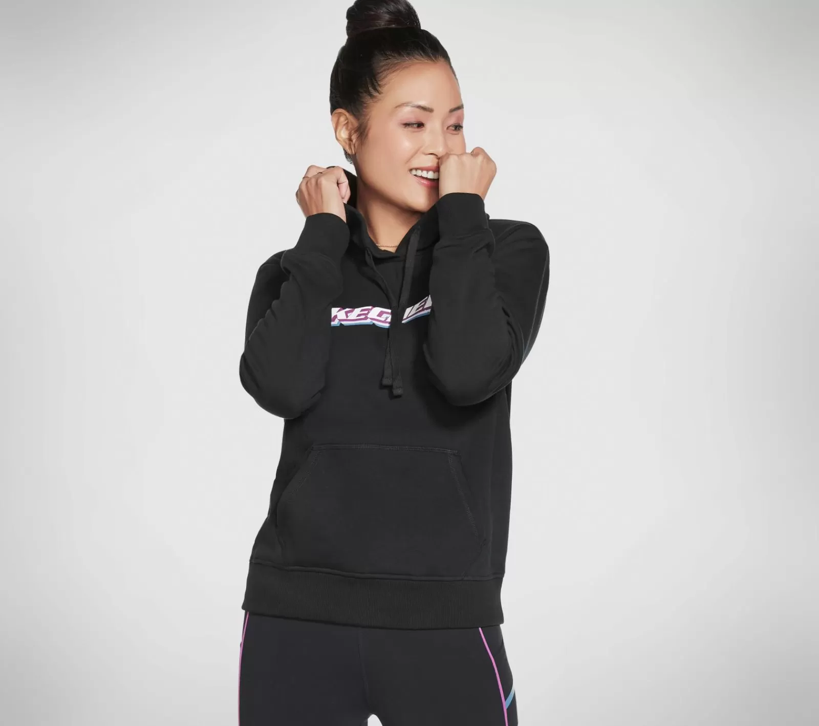 Apparel Block Heritage Pullover Hoodie | SKECHERS Shop